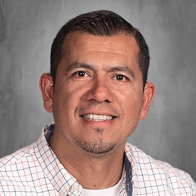 Roque TBallesteros's Profile Photo