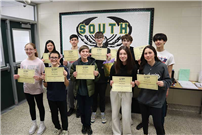 Twenty students from Lynbrook North and South middle schools recently sharpened their problem-solving skills by voluntarily tackling an advanced math challenge. thumbnail265063