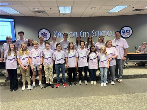 Group photo of liberty middle school S2S student members along with adult sponsors Benita Tunstill and Kitty Mingus