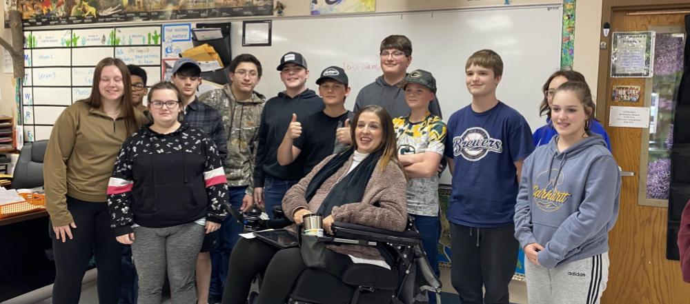 Tasha Schuh visiting Mrs. Wuske class