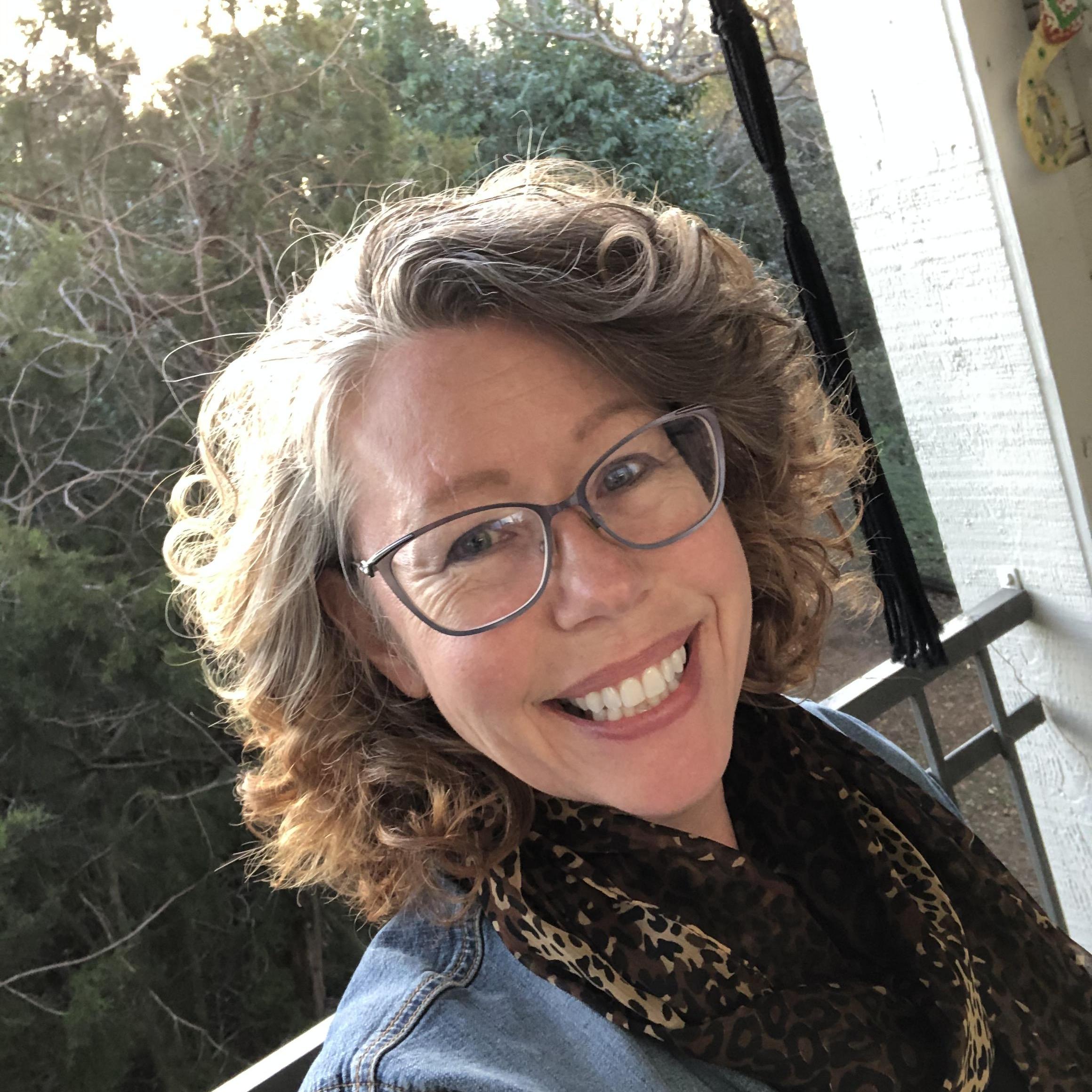 LoriGraves's Profile Photo