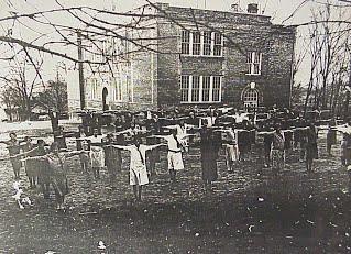 1926 Physical Education Class held outdoors.