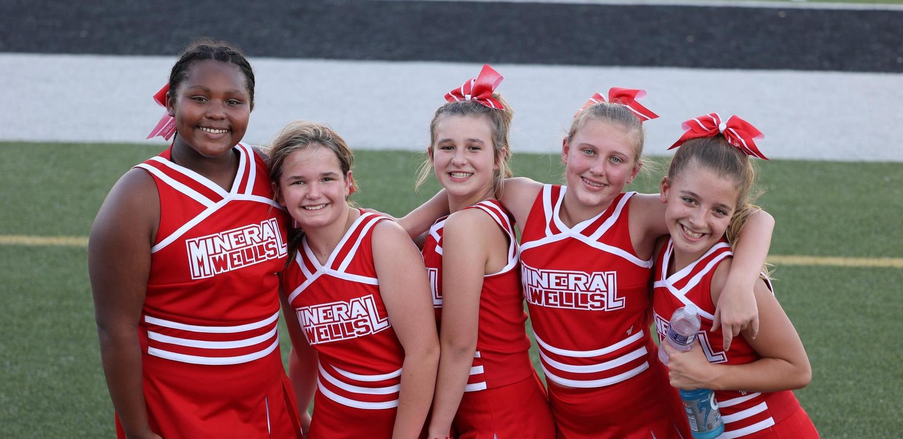 Jr high cheerleaders