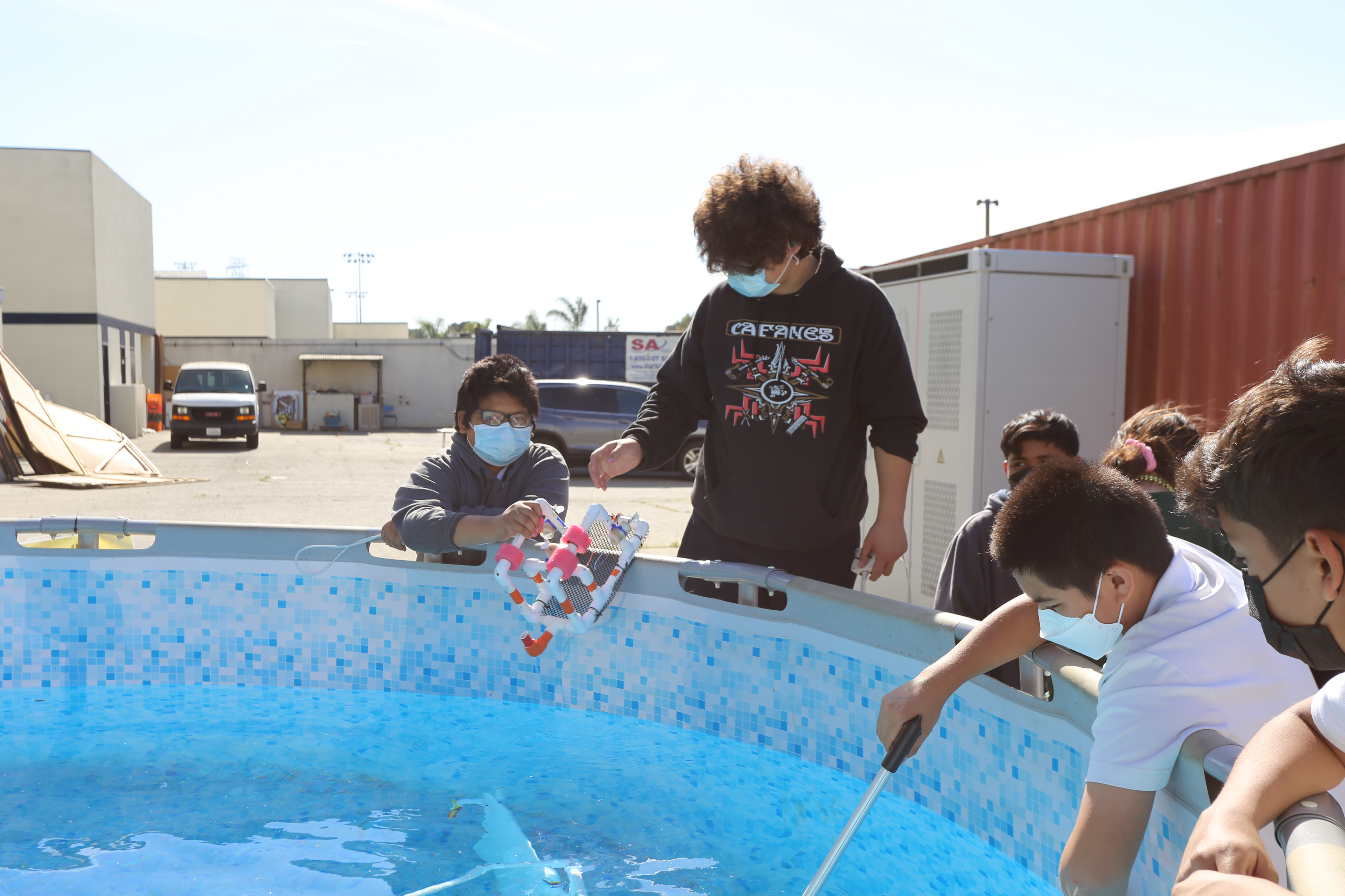 This is the image for the news article titled Parkview Students Explore Underwater Robotics 