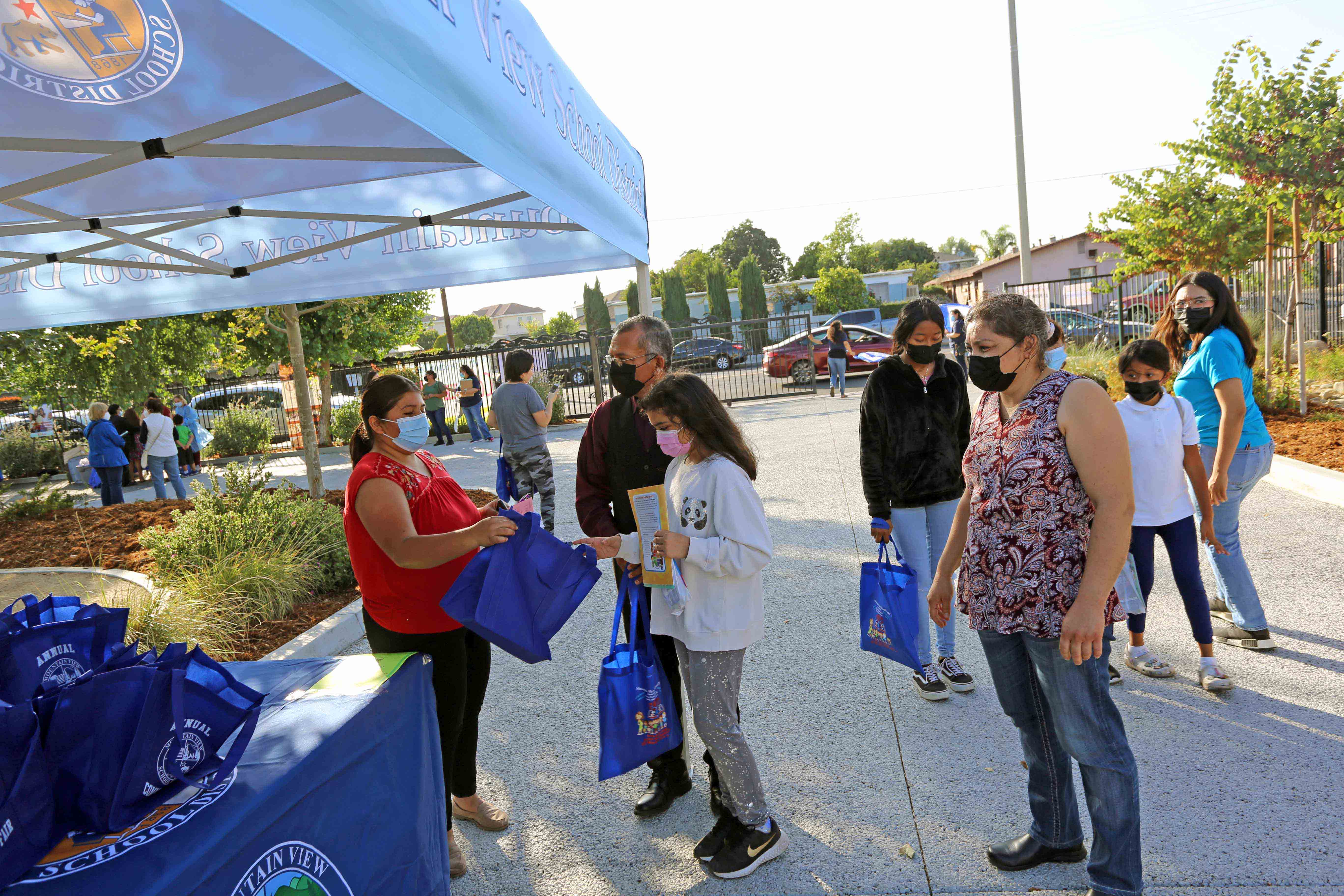 This is the image for the news article titled Families Enjoy District’s Community Fair 