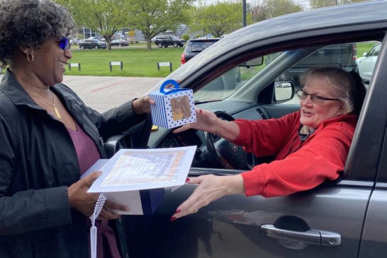 20220427_204926802_iOS