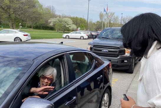 20220427_210134066_iOS