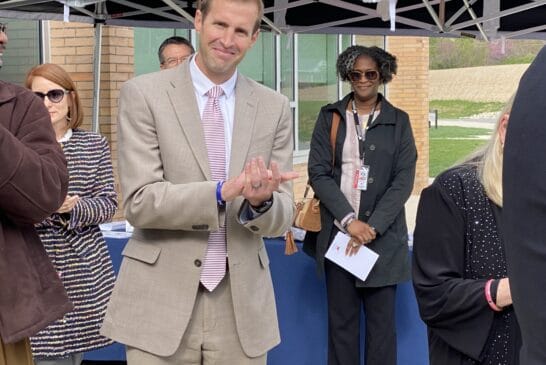 75A9E87D-62FB-4BF5-814B-9FD1BAD61E39