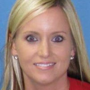 AprilTheiss's Profile Photo