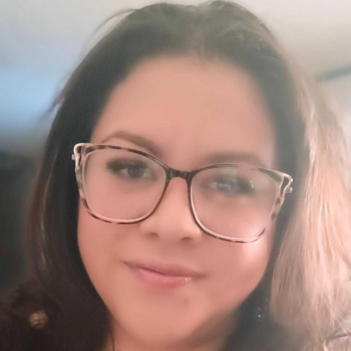 AdrianaReyes's Profile Photo