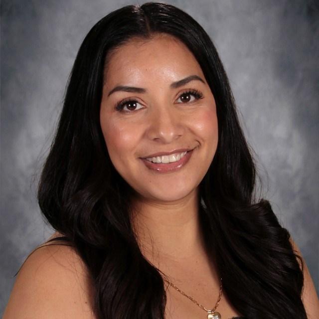 IsabelCervantes's Profile Photo