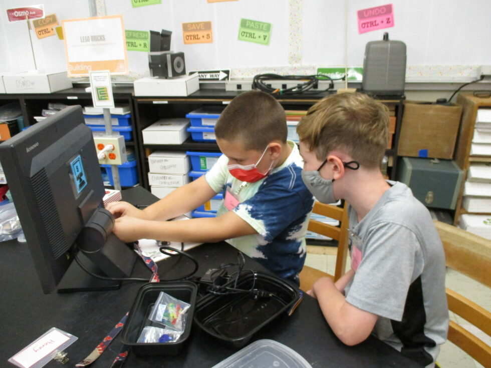 Building Computers in Grade 4