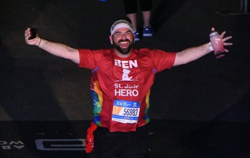 Ben Tarantur crosses finish line