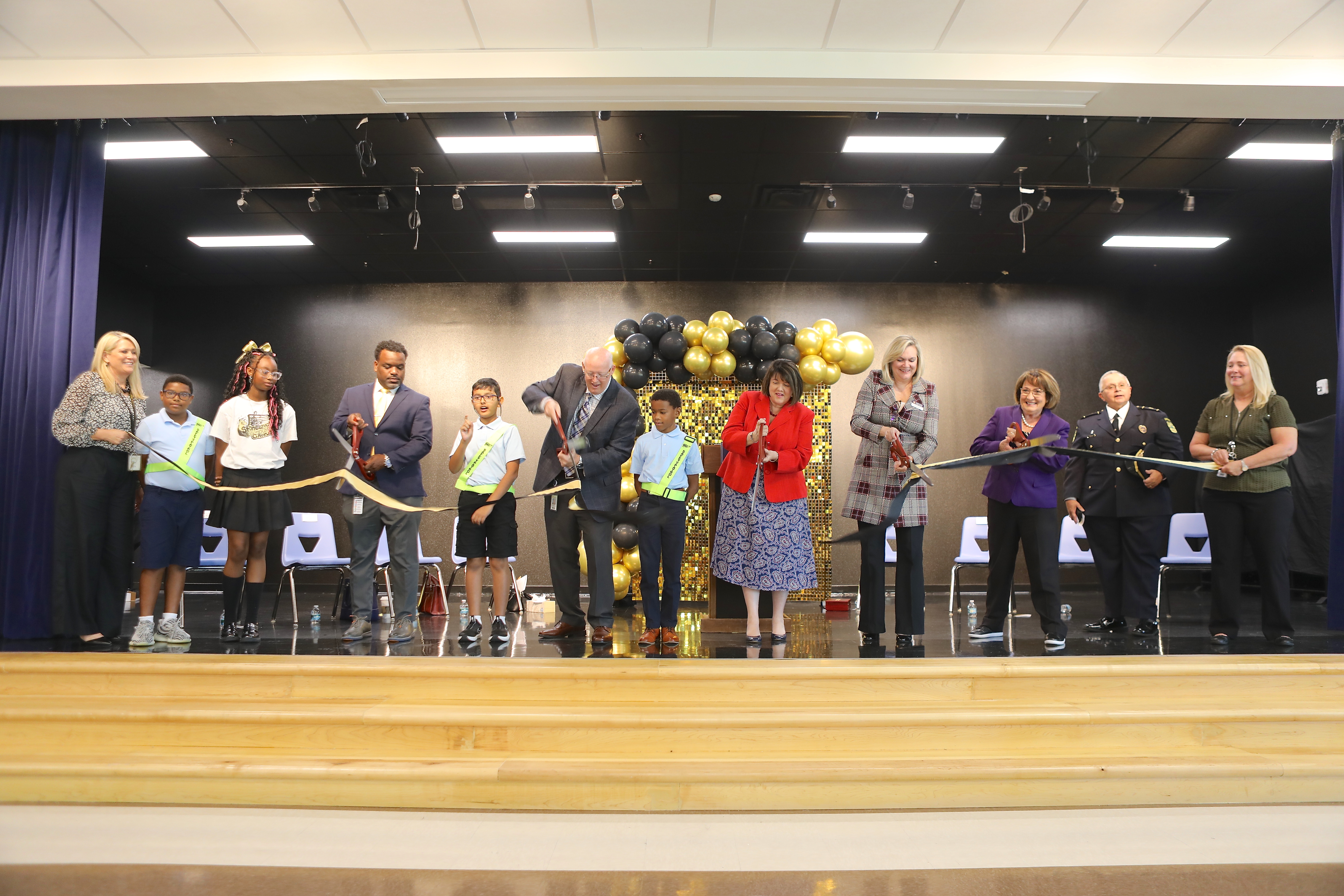 Ribbon Cutting during Stonewyck ES dedication ceremony