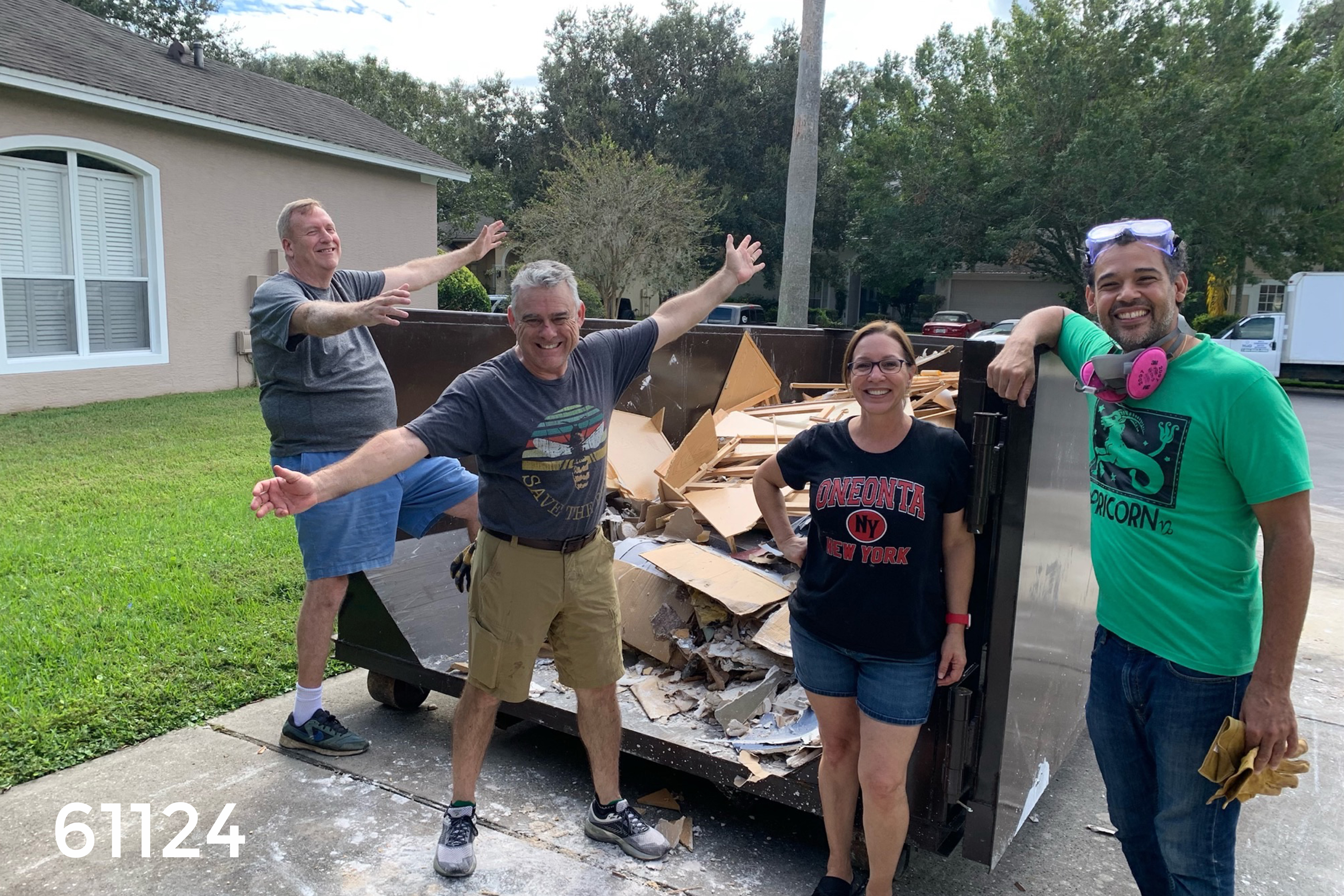 Hurricane Ian Volunteers