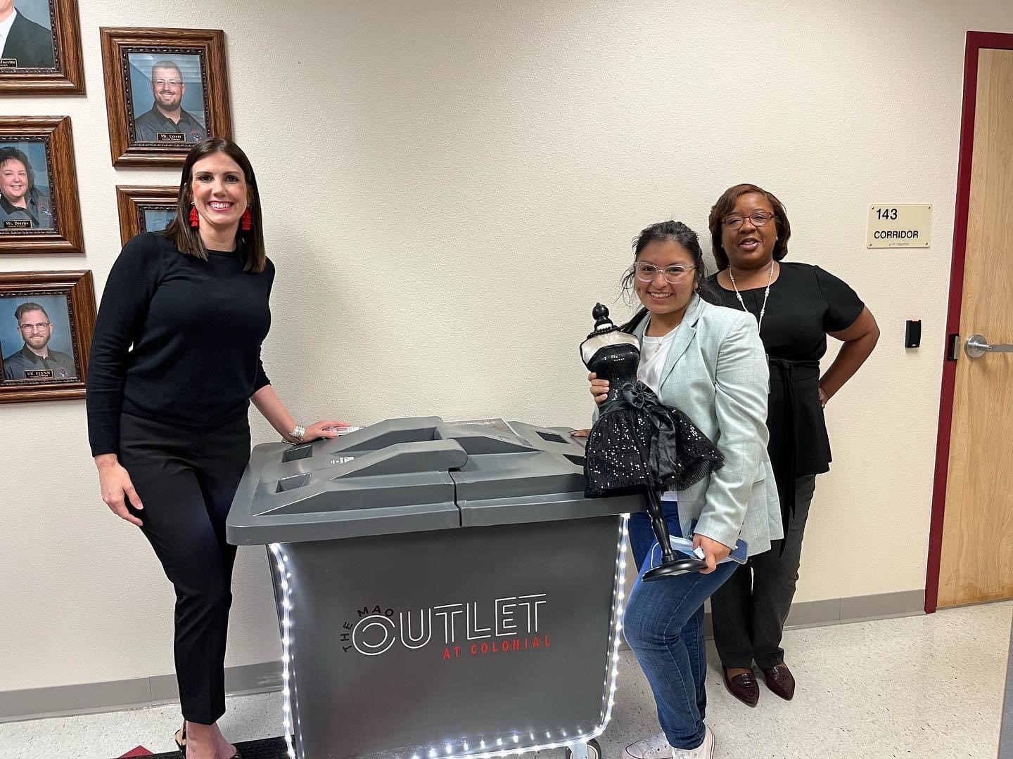 The Mao Grey Bin with students and staff