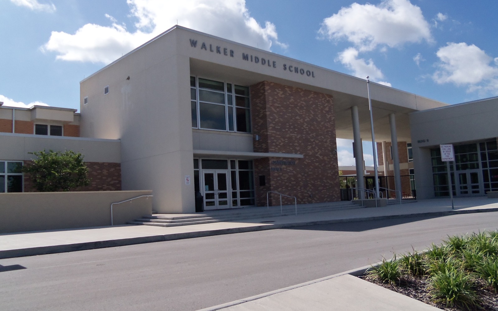 Walker Middle School Building Image