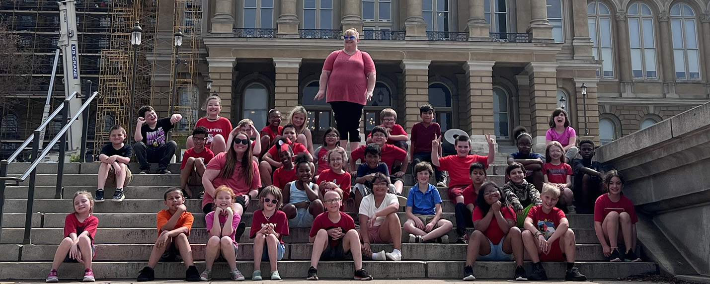 Fourth graders tour the Iowa state capitol. 