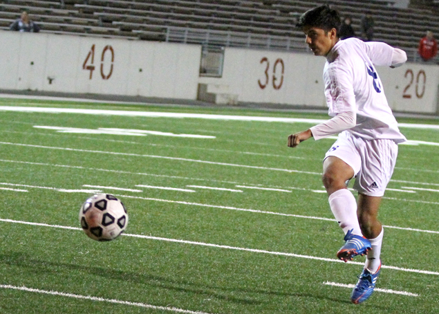 This is the image for the news article titled SOCCER: Garza's Twin Kicks Cap Big Night for Texans, Pasadena ISD Teams