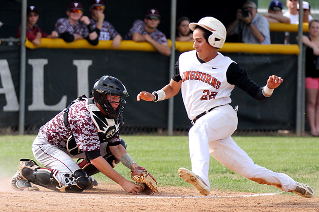 This is the image for the news article titled BASEBALL: Crazy Play Propels Horns to Another Takedown of Pearland -- and District Crown