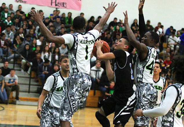 This is the image for the news article titled BOYS BASKETBALL: Texans Claim Playoff Berth Showdown with Eagles