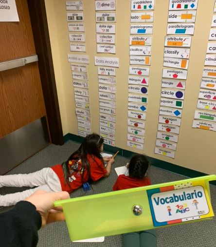 Students using Spanish Word Wall!