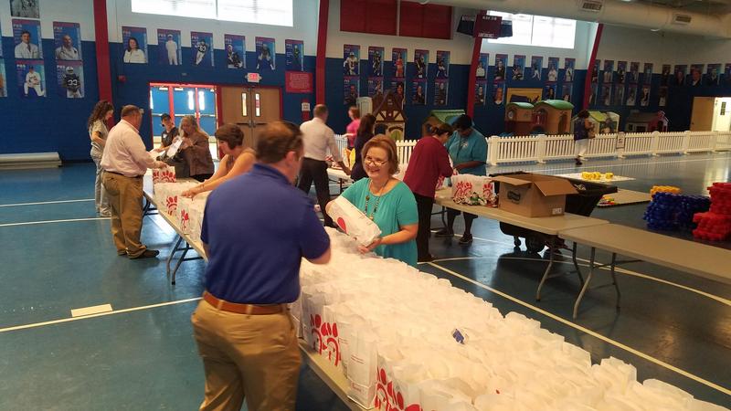 packing lunches for fundraiser