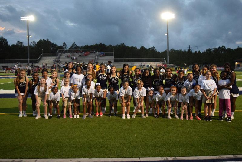 Little Gator Cheerleaders Show Their Gator Pride