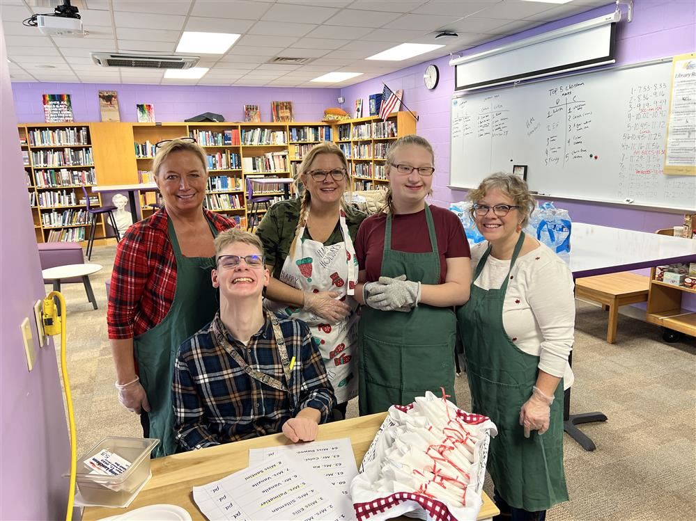  Mrs Brown's Class Makes a feast