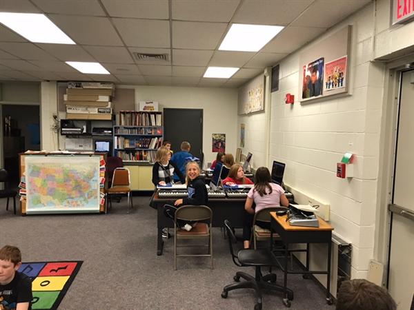 5th grade at the computer station