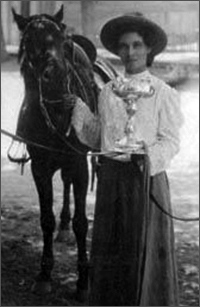 First Class at Pioneer School in 1906