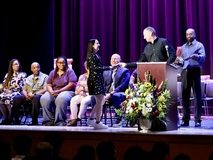 student receiving award