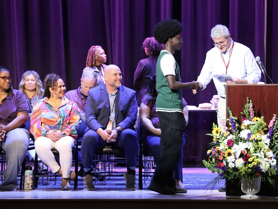 student receiving award