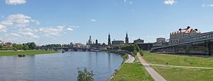 Elbe in Dresden von Marienbrücke