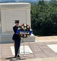 Rocky Point Middle School students and principal at Tomb of the Unknown Soldier ceremony. thumbnail258835