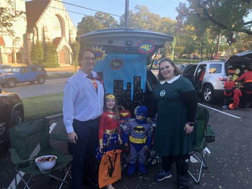 Super family! Super family!