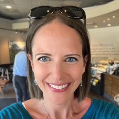 Photo of Nicole Axon