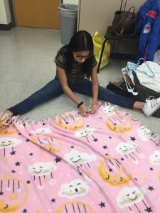 Students prepares their blanket