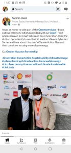 Class of 2001 graduate Antonio Dixon with City of Houston Mayor Sylvester Turner at a recent Solar Fi event.