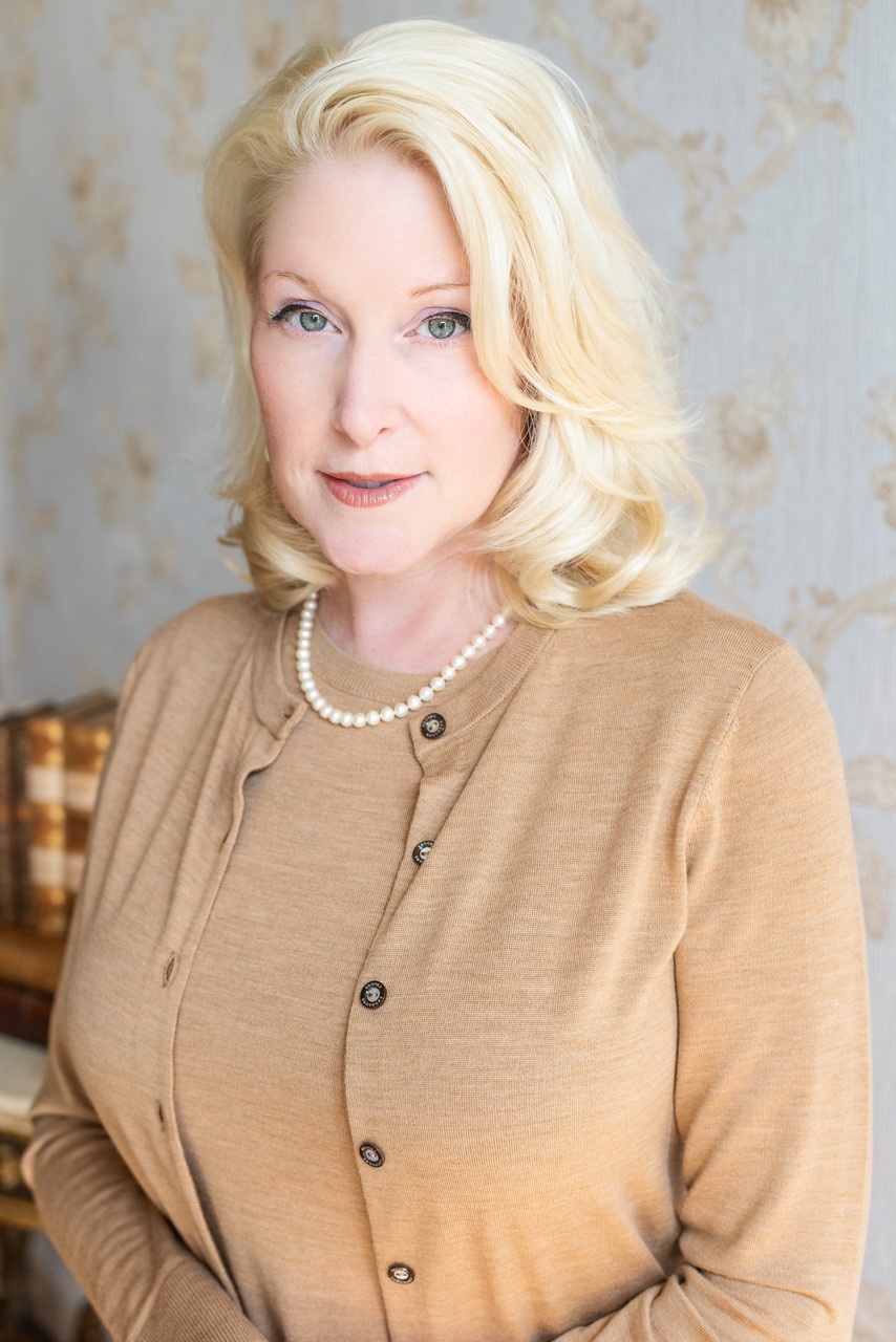 Dr. Kate Carter Dr. Kate Carter