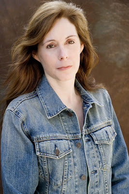 Portrait of author Laurie Halse Anderson.