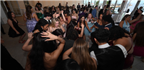 juniors at Sachem East Junior Banquet thumbnail267089