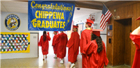 Students walking through Chippewa elementary. thumbnail267215