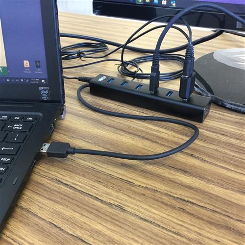 Connecting the new USB hub 