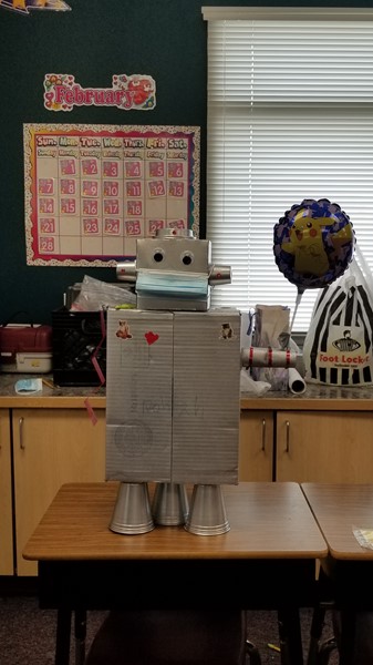 2020-2021 2nd Grade Valentine Boxes 9