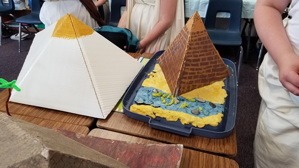 2020-2021 6th Grade Nile Festival 20