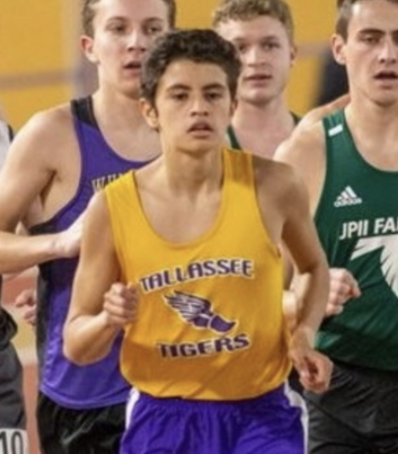 Dean wins Class 5A Individual State Championship in Cross Country