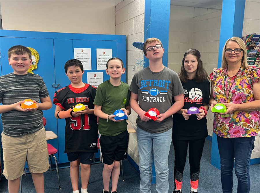 Mrs. Maness  Robotics 