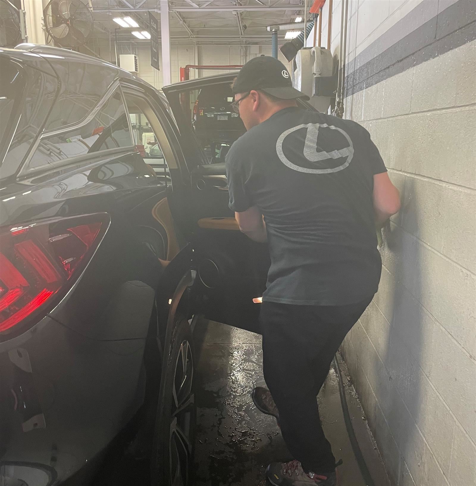 VFES participant working