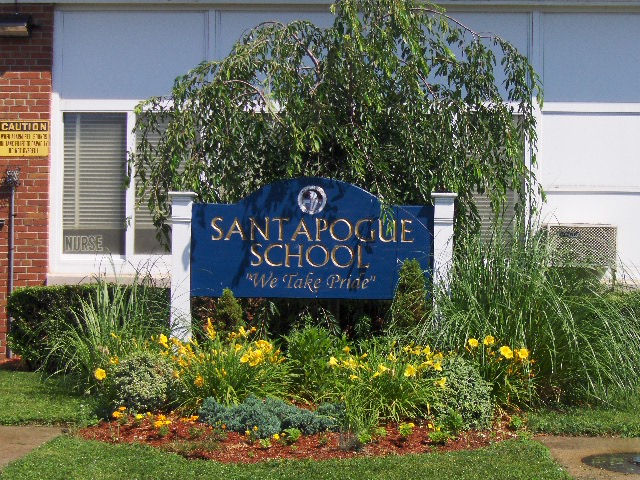 Exterior photo of school building